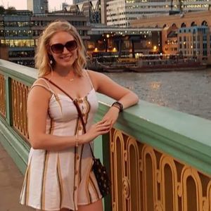 Meet your Posher, Jodie